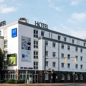 Hotel Tryp By Wyndham Airport, Bremen